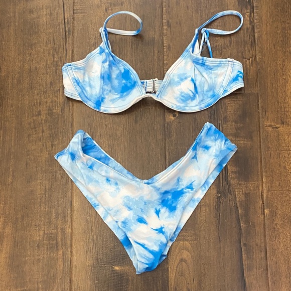 Billabong Other - Billabong Blue and White Bikini Set